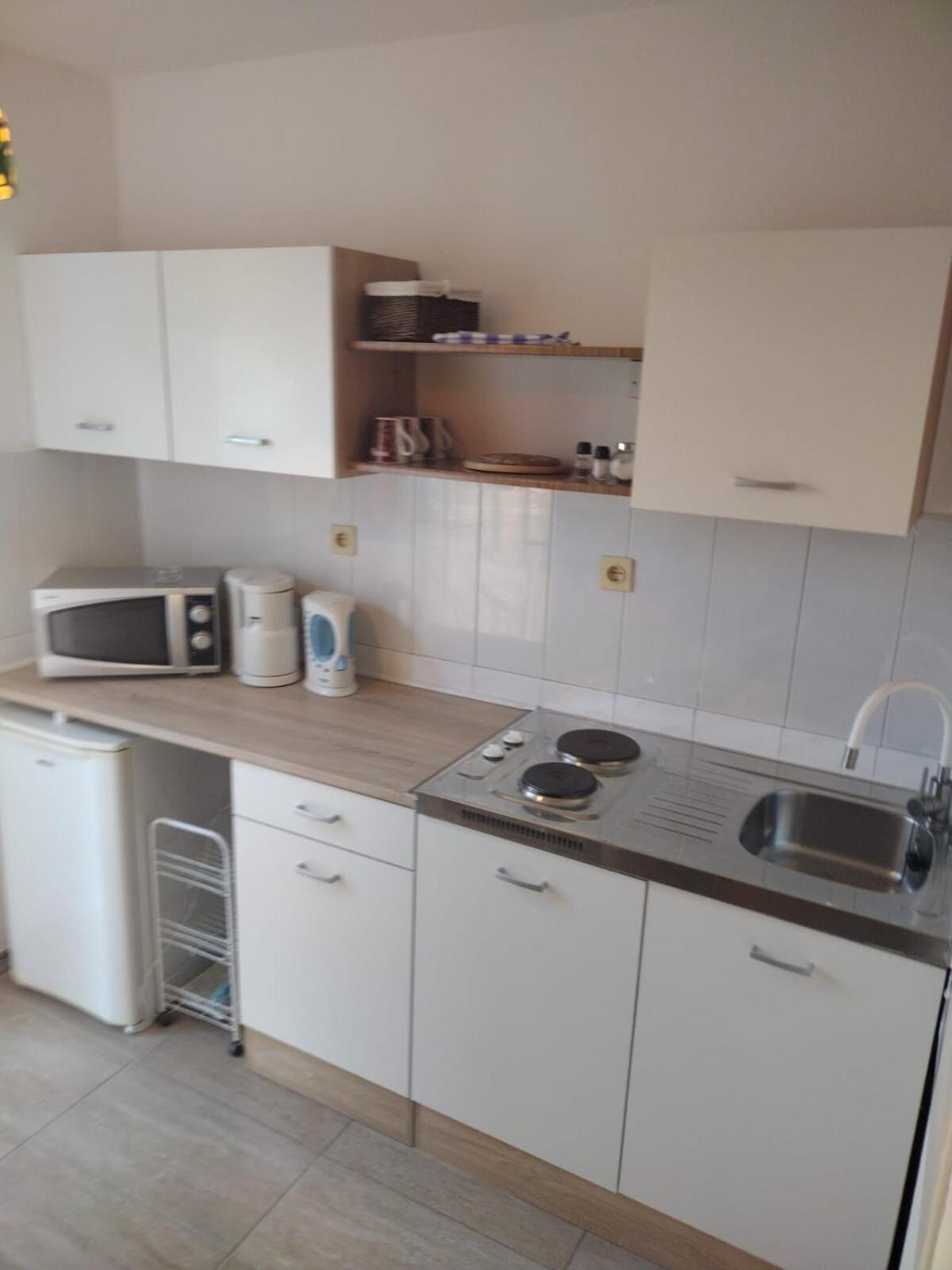 Apartment Franjo Kaštela Екстериор снимка