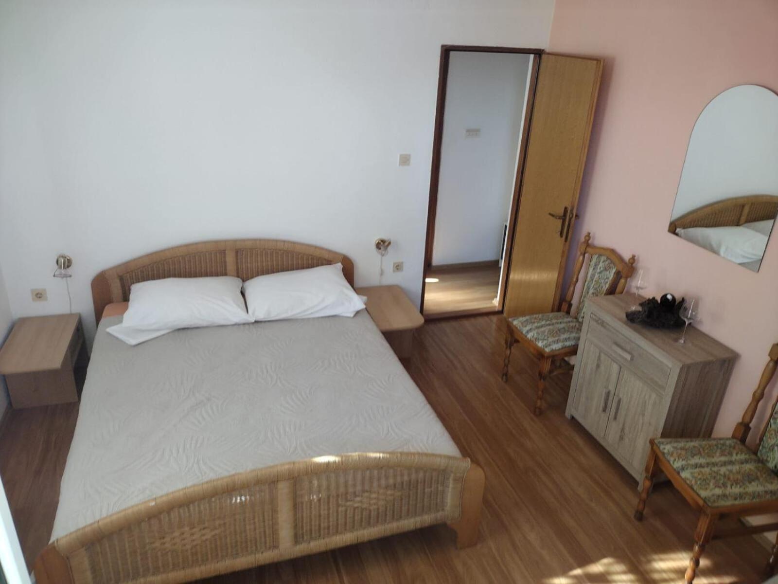 Apartment Franjo Kaštela Екстериор снимка